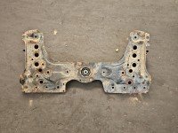 Sanki Belka silnika Alfa romeo 147 1.6 16V (AR32104)