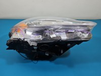 Reflektor prawy lampa przód Maserati Quattroporte VI 13- EUROPA
