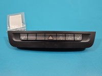 Przełącznik świateł awaryjnych MERCEDES W176 A2469052802