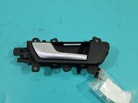 Klamka wewnętrzna tył lewa AUDI A4 B8 8K0839019