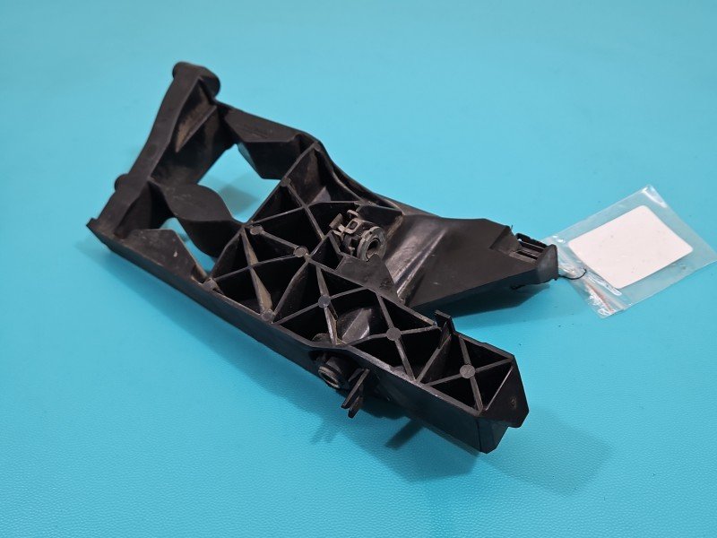 Ślizg zderzaka przód prawy AUDI A6 C7 4G0805608