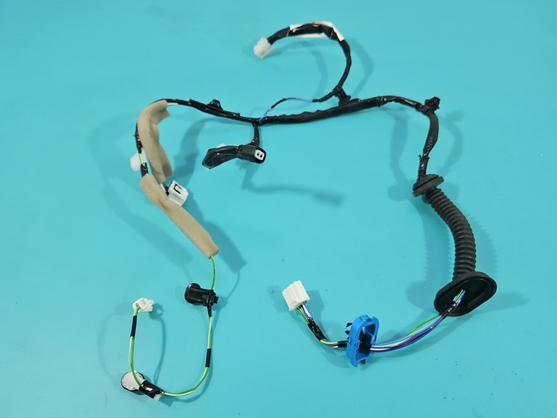 Instalacja Wiązka drzwi tył prawych Suzuki Vitara II 2015- 36751-54P10