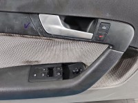 Tapicerka drzwi przód lewa boczek kierowcy Audi A3 8P 8P4867105