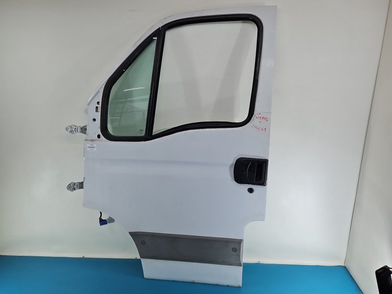 DRZWI PRZÓD LEWE KIEROWCY Iveco Daily III 5d biały