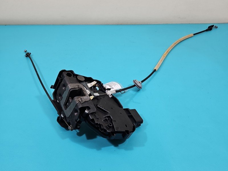 Zamek przód lewy Ford Kuga Mk1 08-13 EUROPA Producent części: FORD, 10pin , 8V4A-S21813-MA