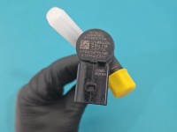 Wtryskiwacz Skoda Octavia III 28370681, 04L130277D 1.6 tdi