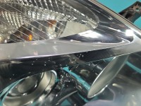Reflektor prawy lampa przód Kia Carnival II 05-14 EUROPA