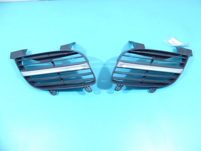 Atrapa grill Nissan Almera N16