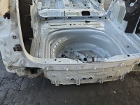 Pas tylny podłoga bagażnika Skoda Octavia IV wanna kombi ćwiartka