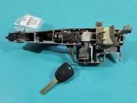 Klamka przód lewa zewnętrzna Peugeot 5008 9688668180
