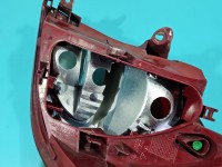 Lampa tył lewa Renault Clio III HB Przebarwienie hatchback Z LISTWĄ ŻARÓWKOWĄ EUROPA