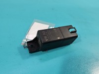 Przekaźnik świec żarowych Skoda Rapid 04B907281