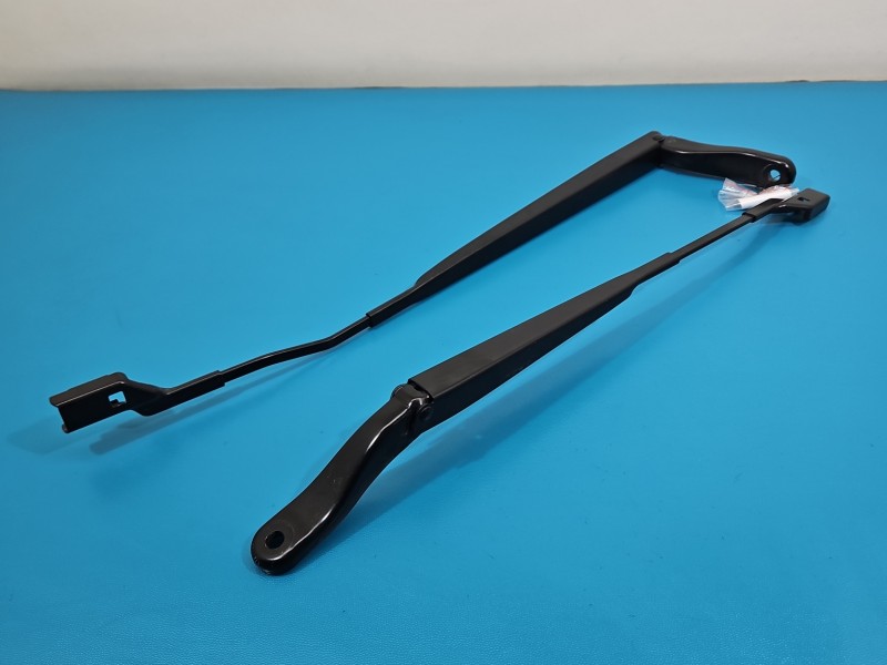 Ramie wycieraczki przód komplet lewe prawe Peugeot 2008 II 9822931880, 9822931680