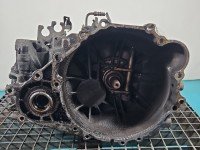 Skrzynia biegów Kia Carens II 2.0 crdi