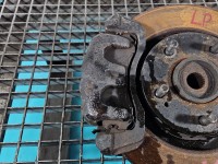 Zacisk przód lewy Mitsubishi Outlander I 2.0 16V