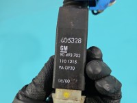 Zamek przód lewy 90493702, 605328 Opel Omega B EUROPA 6 PIN