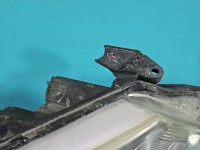 Reflektor prawy lampa przód Toyota Avensis III T27 EUROPA