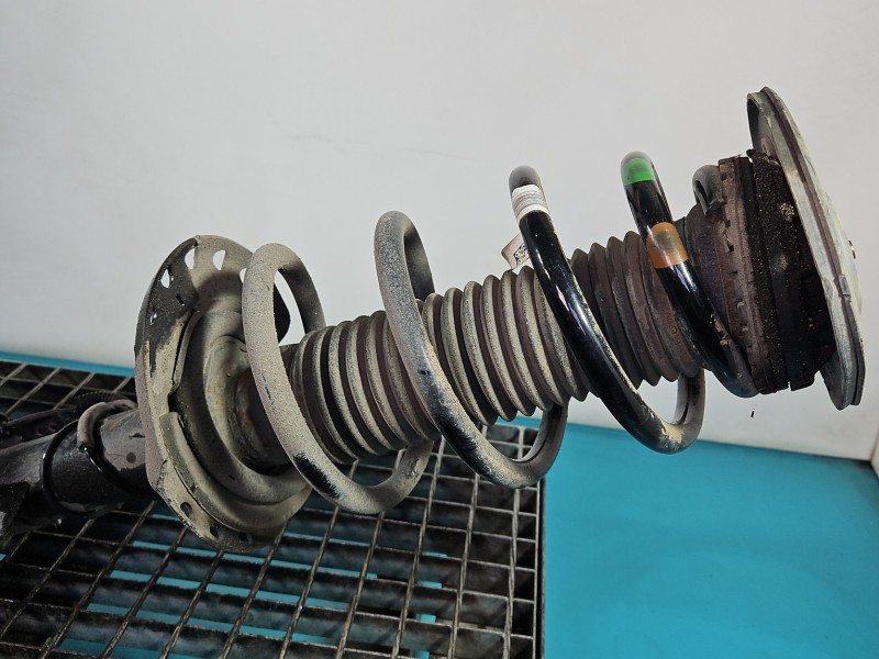 Sprężyna przód przednia Land rover range Evoque I 11-18 2.0 td