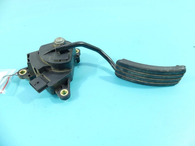 Pedał gazu potencjometr Renault Megane II 8200153268 1.5 dci