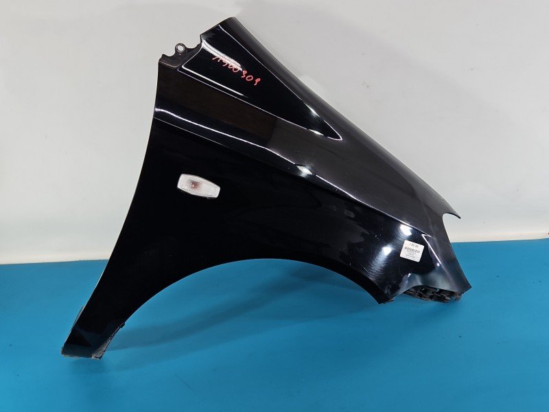 Błotnik przód prawy Hyundai Getz EB Błotnik przód prawy Hyundai Getz EB