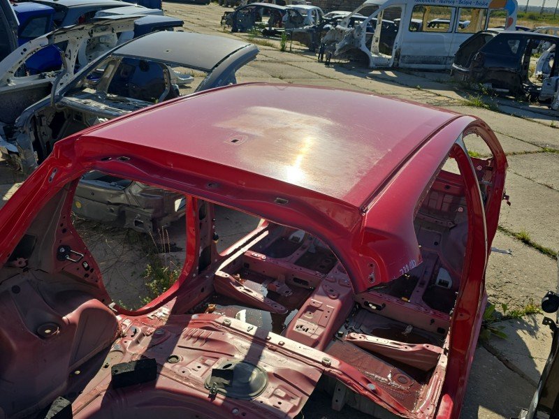 Dach Toyota Yaris III HB 5d