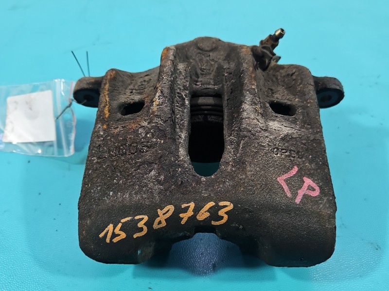 Zacisk przód lewy Opel Omega B 2.5 DTI