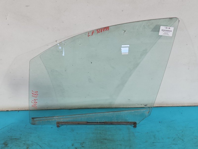 Szyba drzwi przód lewa Suzuki Splash HB