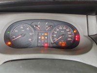 Licznik Renault Trafic II P8200252449-A 1.9 dci EUROPA