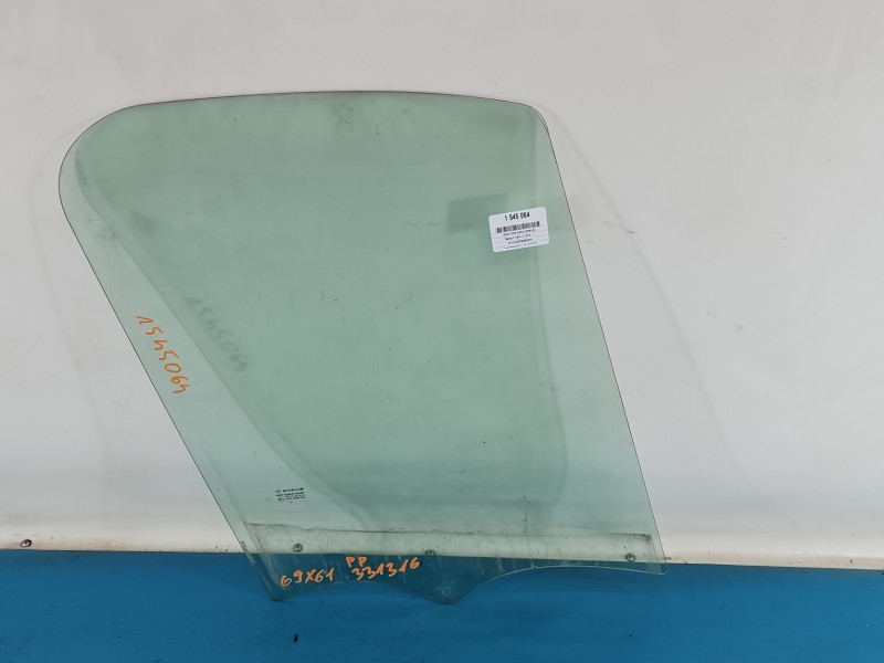 Szyba drzwi przód prawa pasażera Renault Trafic III 69x61 HB