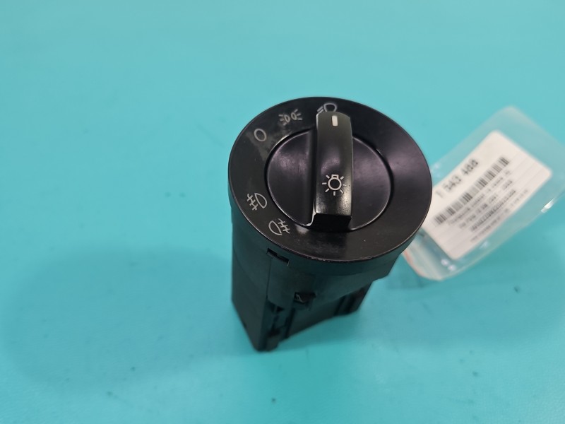 Przełącznik włącznik świateł Vw Polo IV 9N 6Q0941531C