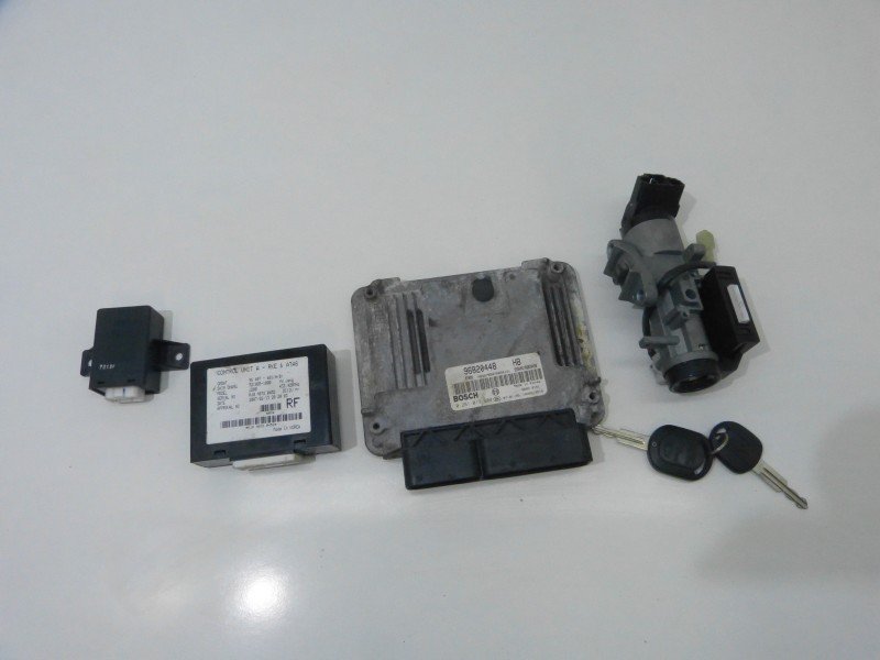 Komputer Sterownik silnika 0281013600 Chevrolet Lacetti 2.0 TCDi Komputer Sterownik silnika 0281013600 Chevrolet Lacetti 2.0 TCDi