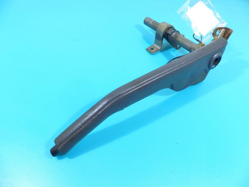 Dźwignia hamulca ręcznego Mitsubishi Pajero