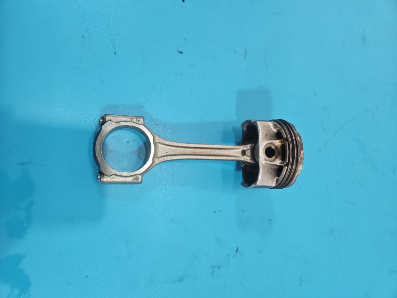 Tłok Opel Grandland 1.2 T 131KM