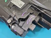 Reflektor prawy lampa przód Peugeot 5008 II 17-24 EUROPA 9836230180