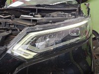 Reflektor lewy lampa przód Nissan Qashqai II J11 13-21 EUROPA