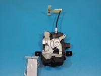 Zamek klapy tył 06701005570 Maserati Quattroporte VI 13- sedan Maserati, Dociąg zamka klapy, 5PIN, uszkodzony pancerz linki