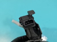 Zamek klapy tył 8P4827505C AUDI Q7 I 4L Producent części: Audi, Europejska, 3PIN