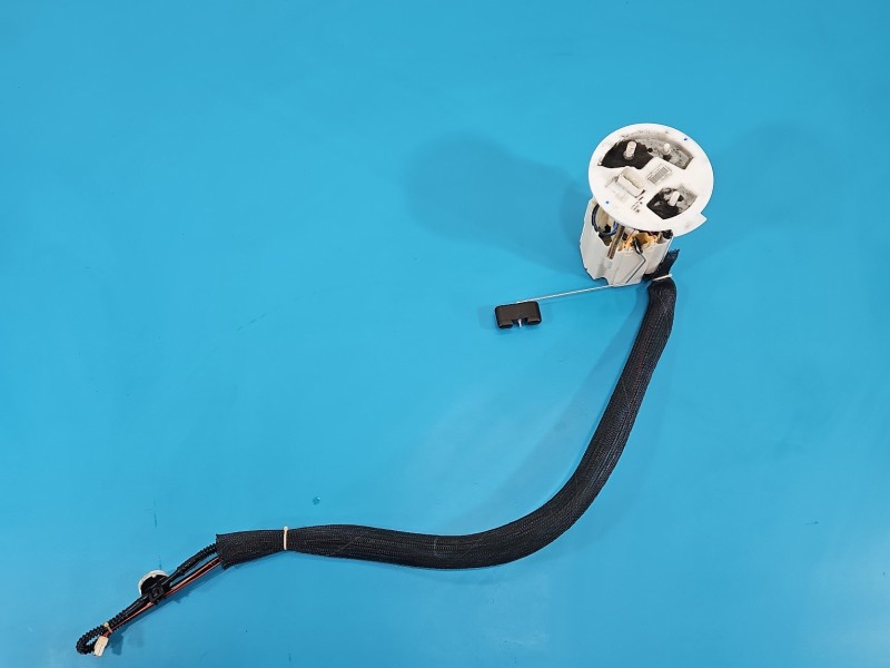 pompka Pompa paliwa VOLVO S60 II 10- 2.0 D4 0580204023 Producent części: Volvo