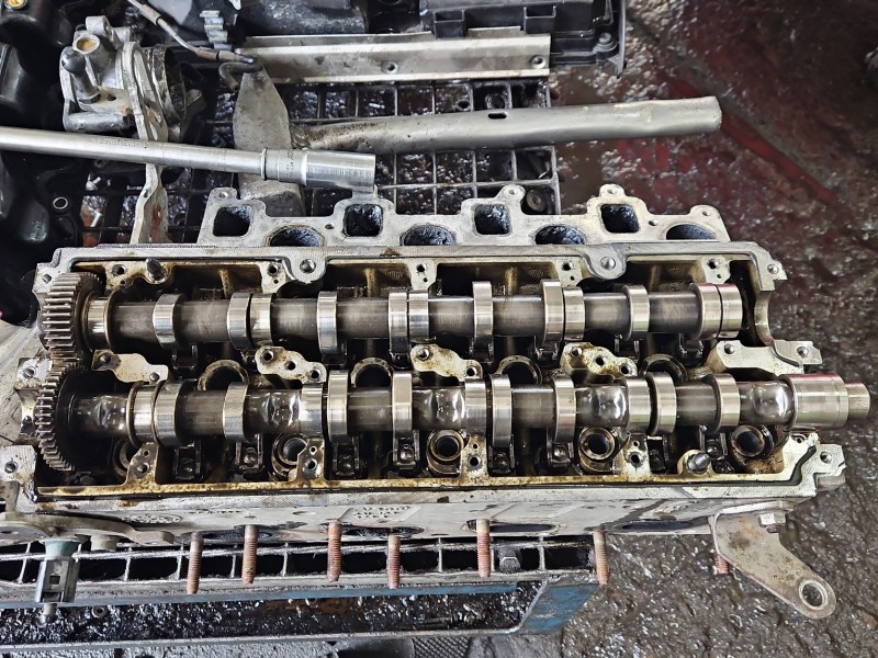 Głowica Skoda Fabia II 03L103373A 1.6 tdi CAYA