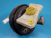 Serwo hamulcowe Audi A4 B7 8E0612105AB, 037859-45014 1.9 tdi