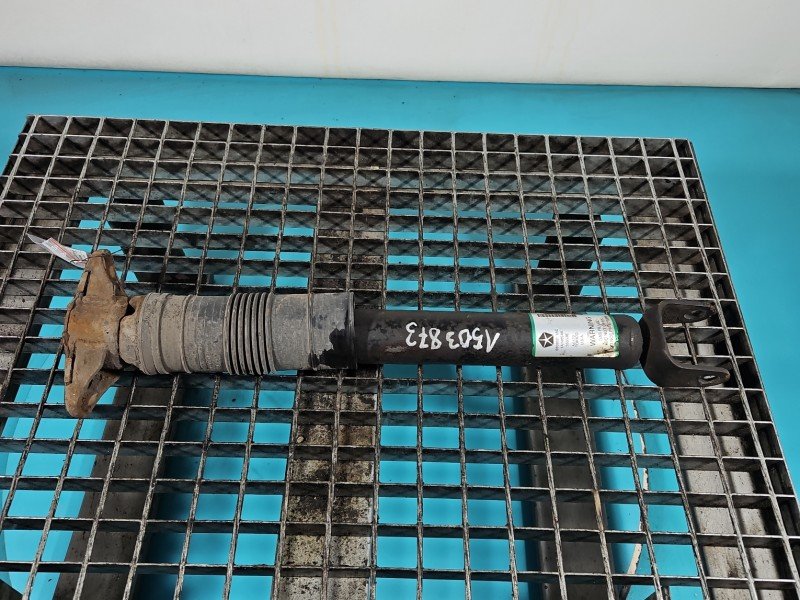 Amortyzator tył lewy Jeep Grand Cherokee IV WK2 HB tylny Amortyzator tył lewy Jeep Grand Cherokee IV WK2 HB tylny