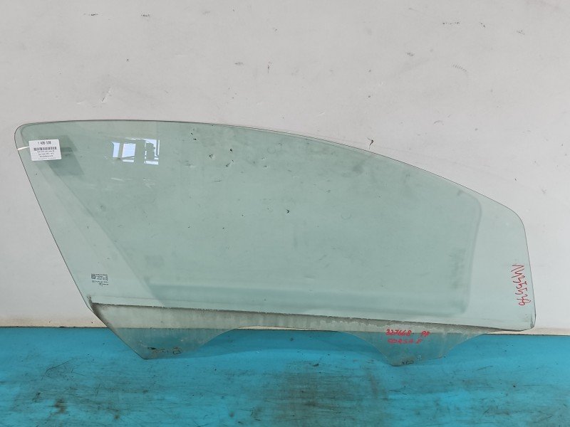 Szyba drzwi przód prawa Opel Corsa E HB