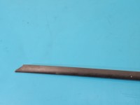 Listwa szyby czołowej prawa przedniej Skoda Kamiq 658854328