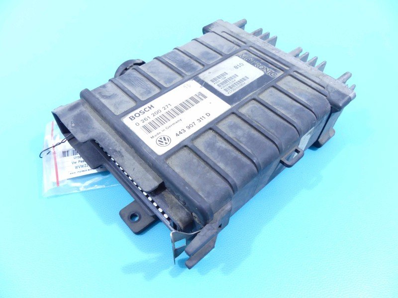 Komputer Vw Passat B3 0261200271, 443907311D 1.8 jedn