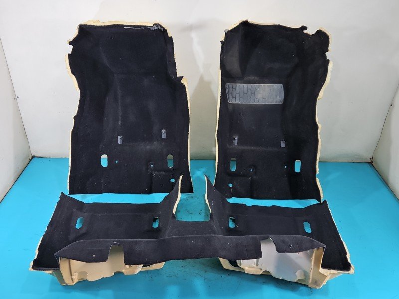 Wykładzina DYWAN PODŁOGA Jaguar XE X760 GX73-13046-BB