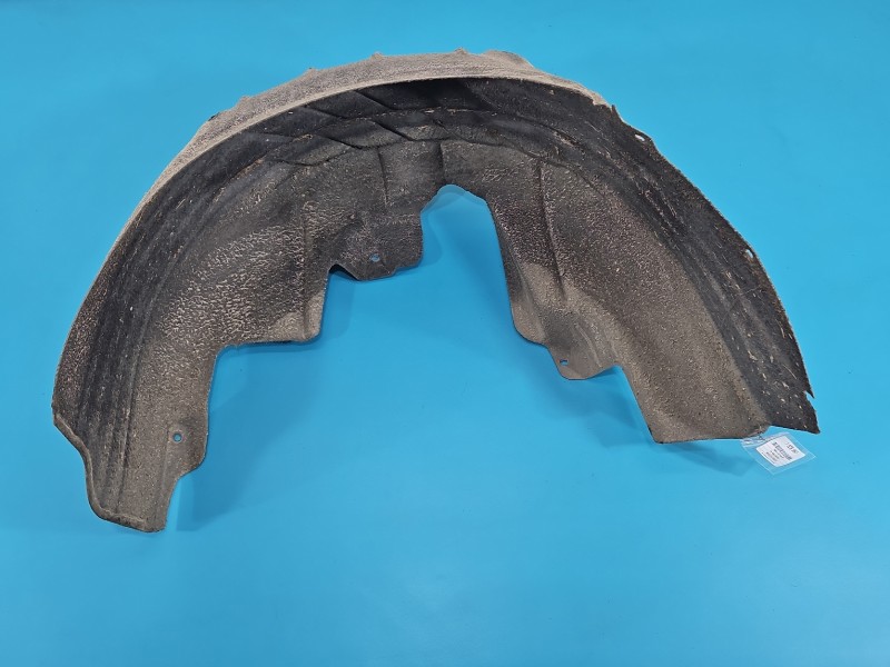 Nadkole tył lewe Vw Passat B8 3C0810971F