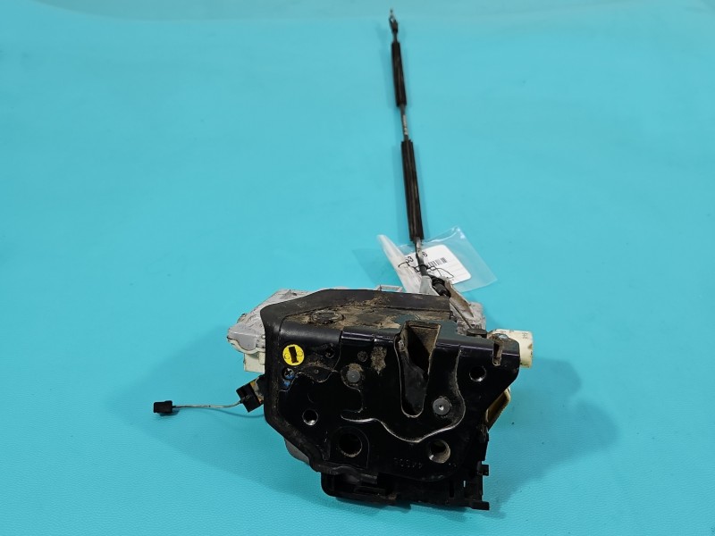 Zamek tył lewy 5P0839011 Seat Altea Producent części: Seat, 8PIN