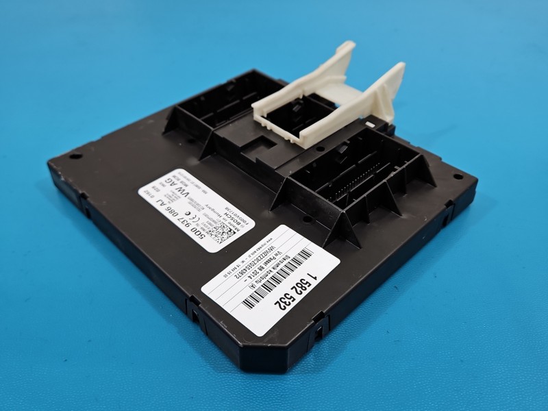Sterownik moduł komfortu Vw Passat B8 5Q0937086AJ