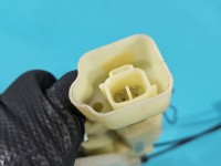 Zamek przód lewy 898231-7640 Isuzu D-Max II 11-19 EUROPA Producent części: Isuzu, 2 pin