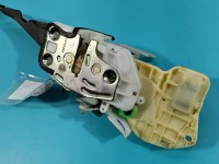 Zamek przód lewy Honda CR-V II EUROPA Producent części: Honda, 3+2pin